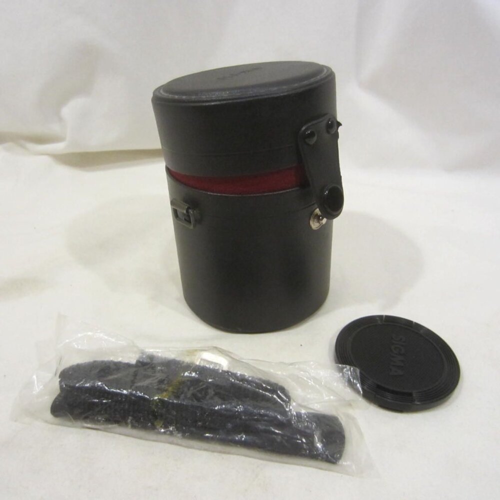 SIGMA camera lens case, dust cover & strap NWOT